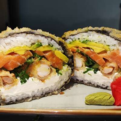 sushi burger salmon